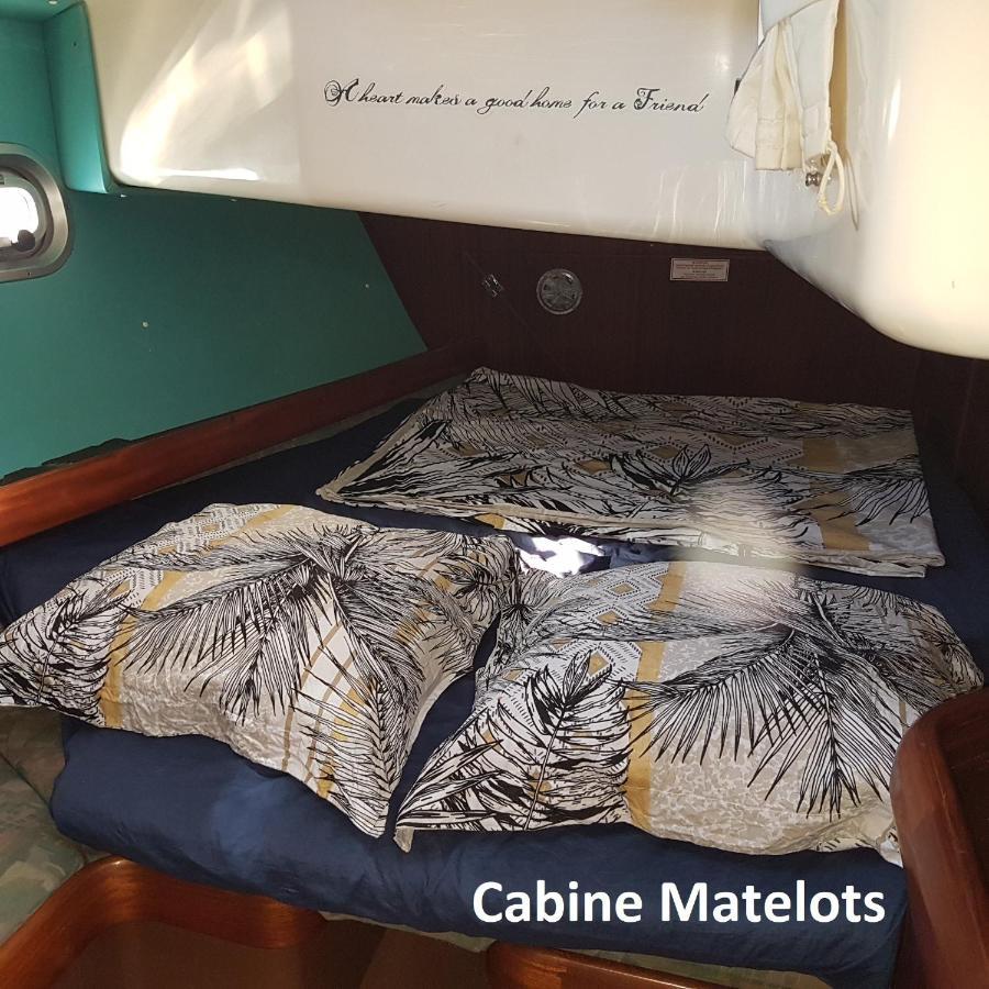 2 Nuits Insolites & 1 Excursion Voile A Bord Du Voilier Mori Ora โมโอเรอา ภายนอก รูปภาพ