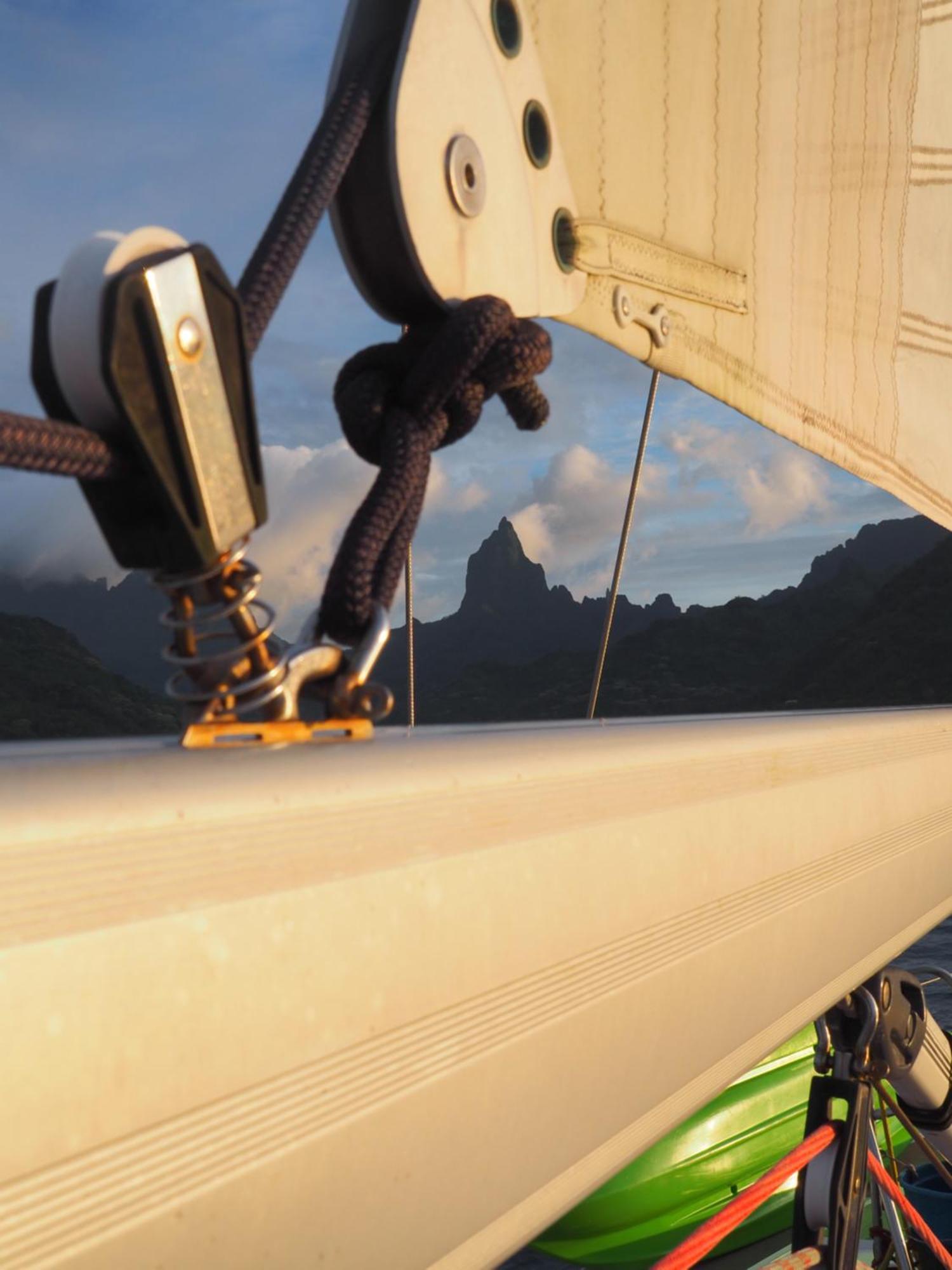 2 Nuits Insolites & 1 Excursion Voile A Bord Du Voilier Mori Ora โมโอเรอา ภายนอก รูปภาพ